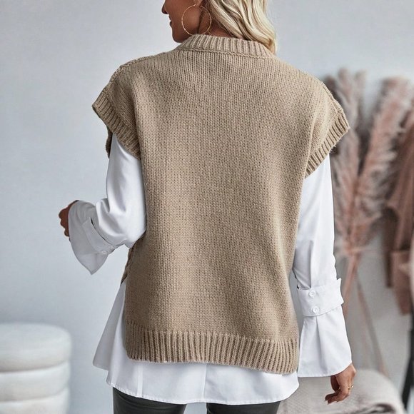 Cable Knit Sweater Vest - Picture 5 of 5